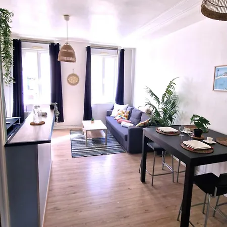 Les Augustins Apartament